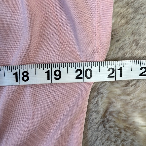 Banana Republic | Pink Cowl Neck Blouse with Capped Sleeves - Picture 4 of 7